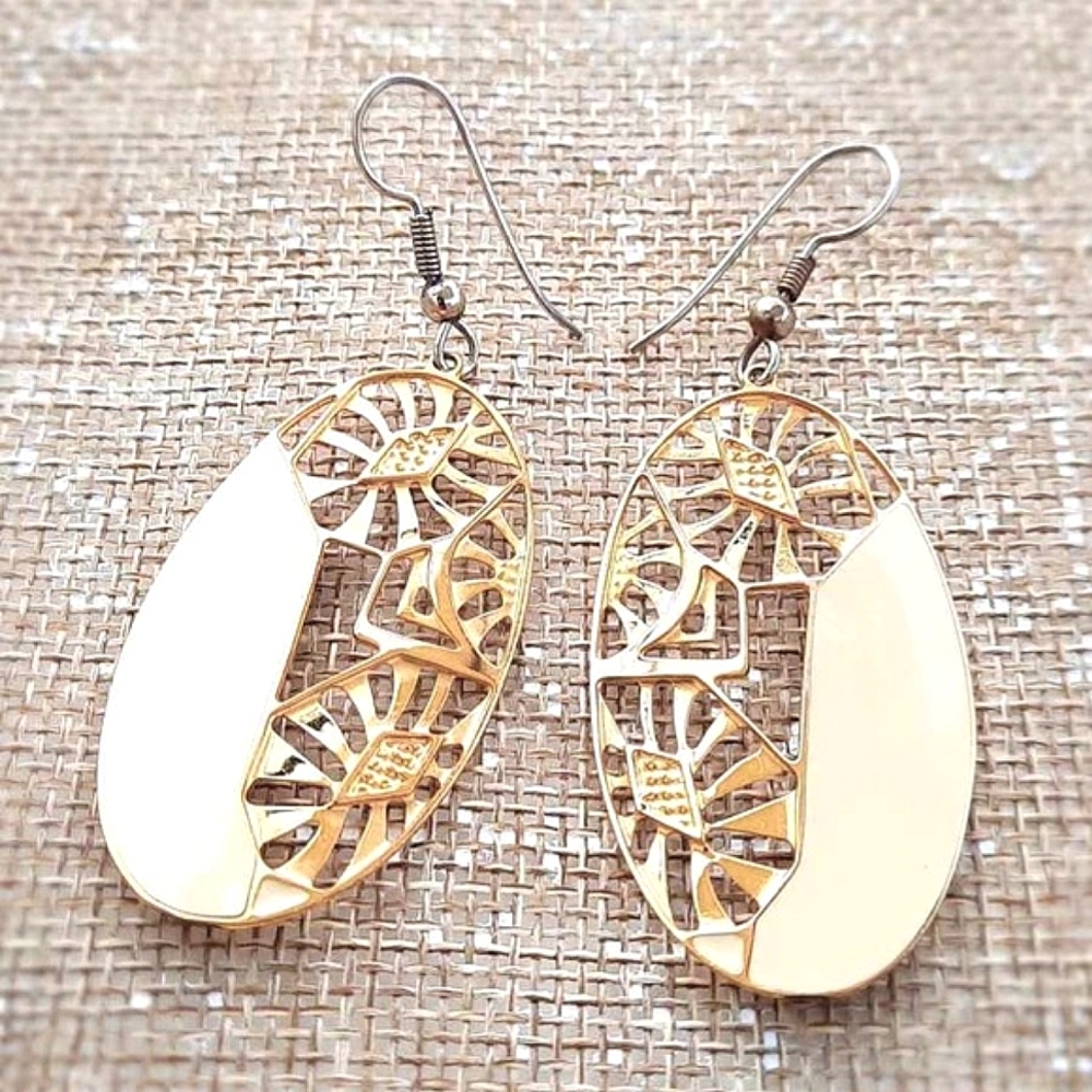💞💗 EDGAR BERÉBI Vintage Gold Intricate Ivory Enamel Earrings